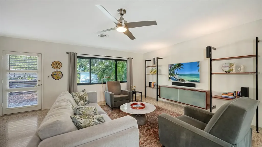 2516 Goldenrod Street Sarasota FL 34239