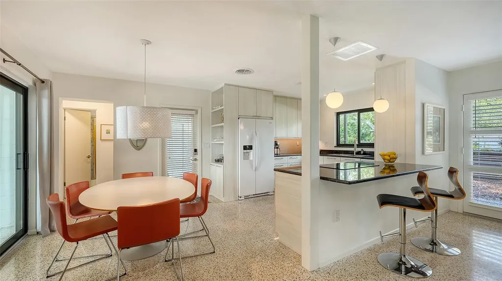2516 Goldenrod Street Sarasota FL 34239