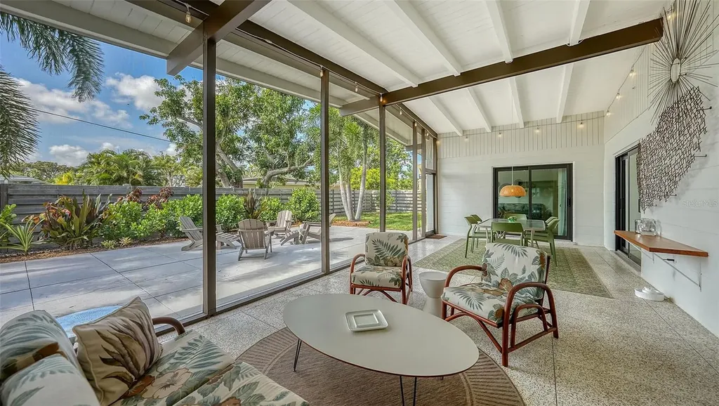 2516 Goldenrod Street Sarasota FL 34239