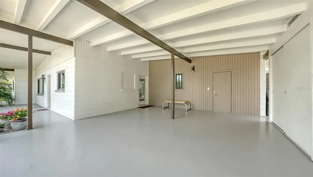 2516 Goldenrod Street Sarasota FL 34239