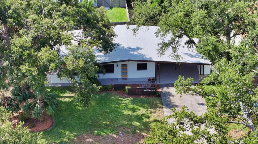 2516 Goldenrod Street Sarasota FL 34239