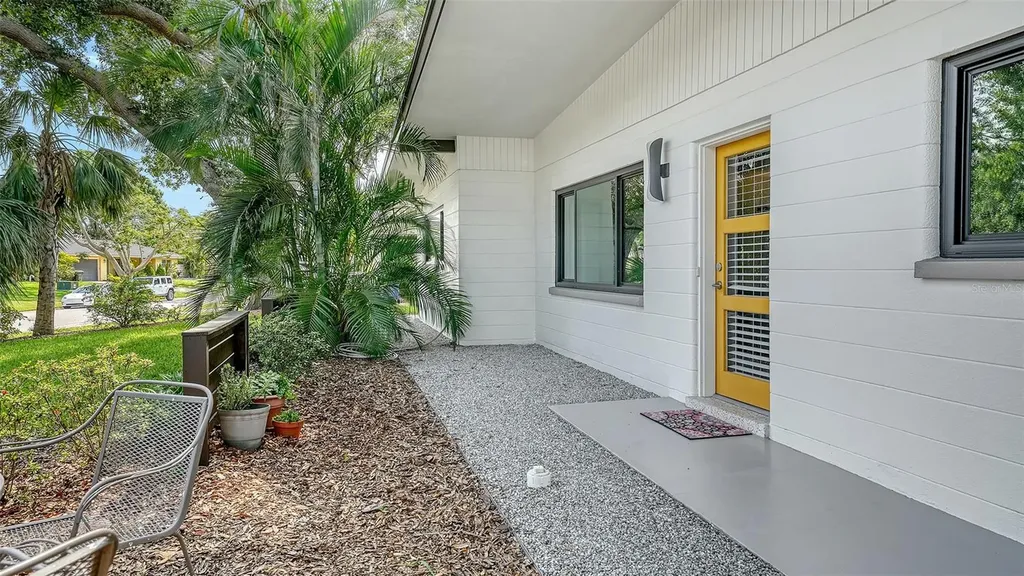 2516 Goldenrod Street Sarasota FL 34239