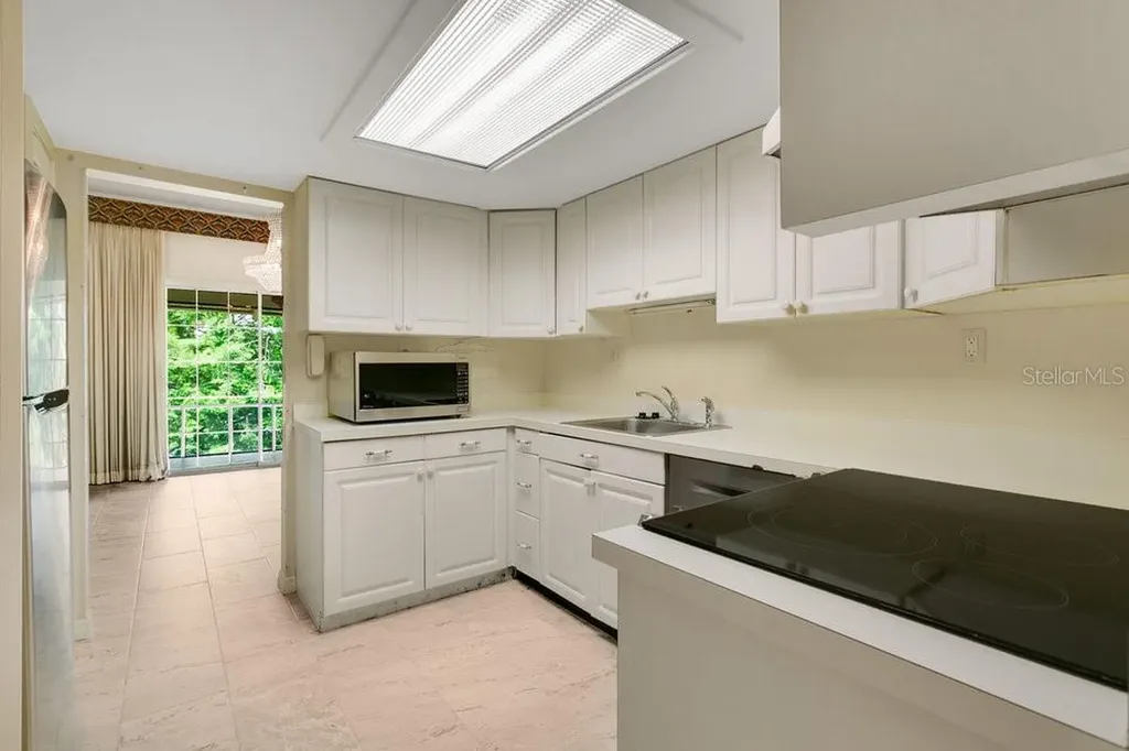 200 Maitland Avenue Altamonte Springs FL 32701