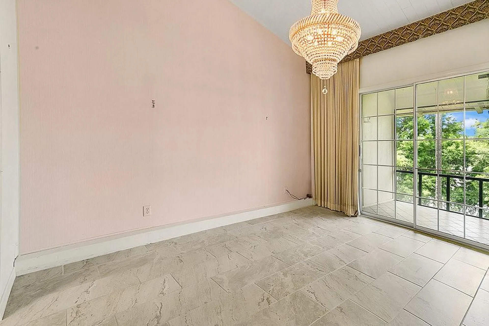200 Maitland Avenue Altamonte Springs FL 32701