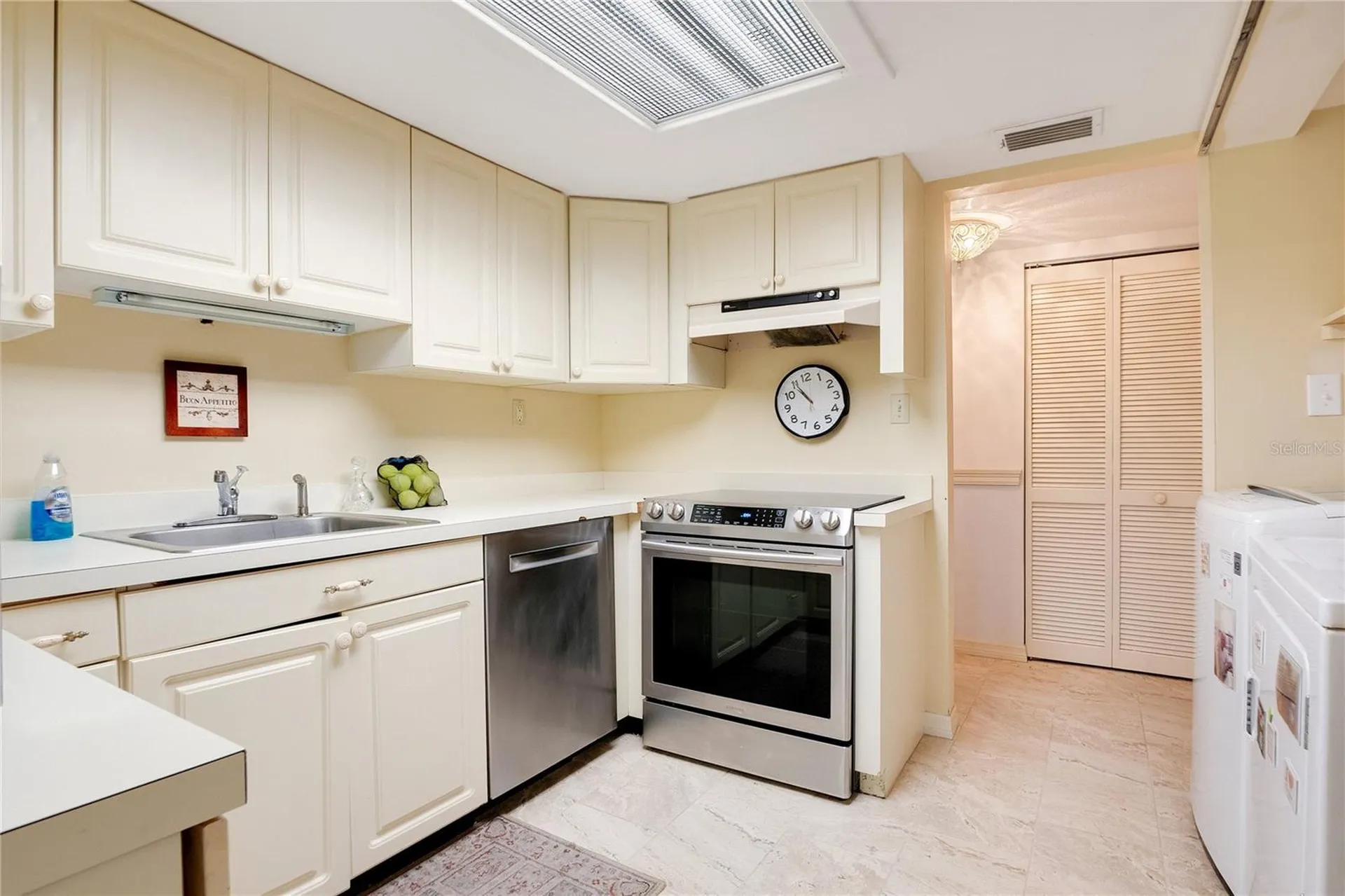 200 Maitland Avenue Altamonte Springs FL 32701