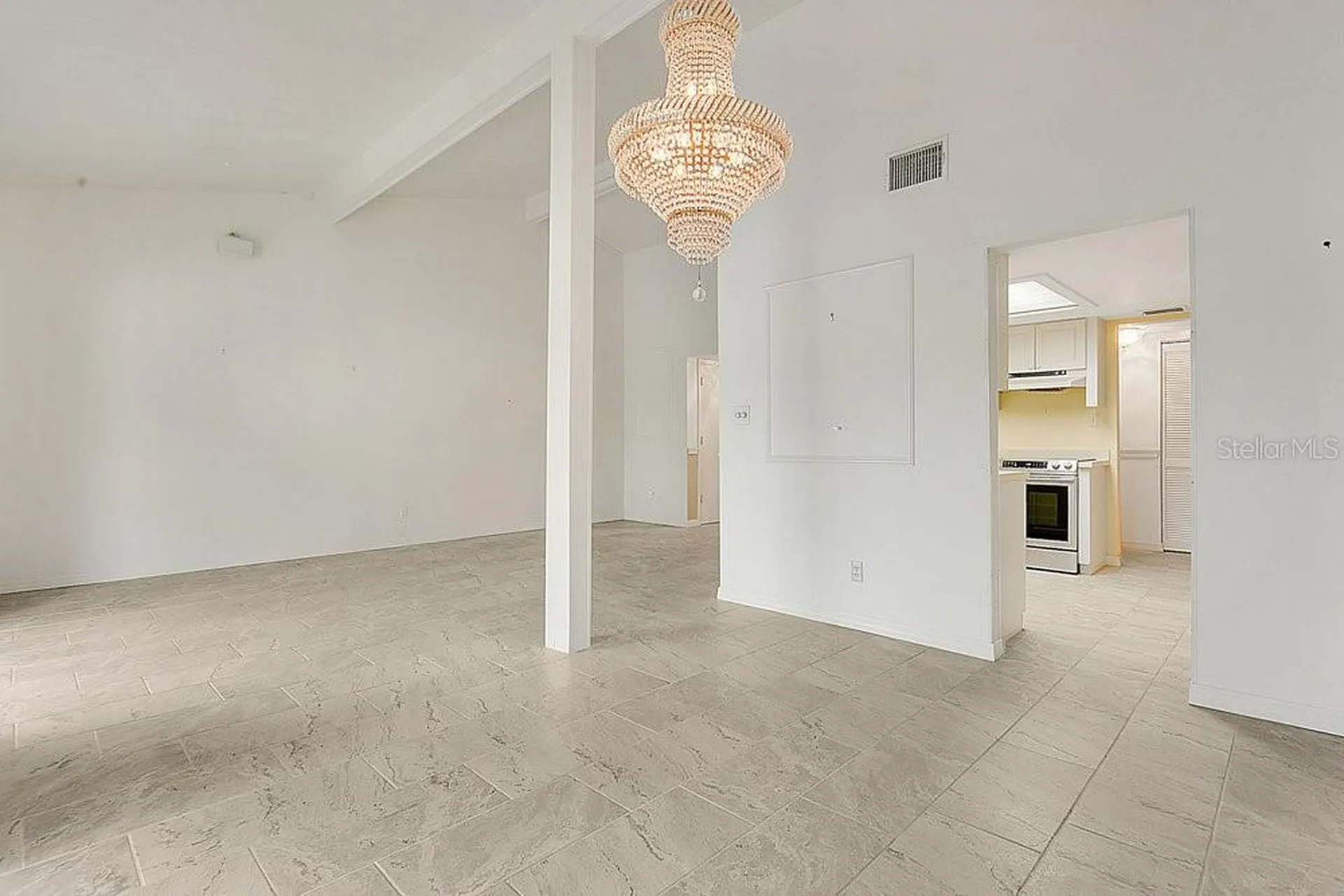 200 Maitland Avenue Altamonte Springs FL 32701