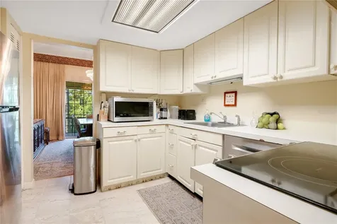 200 Maitland Avenue Altamonte Springs FL 32701