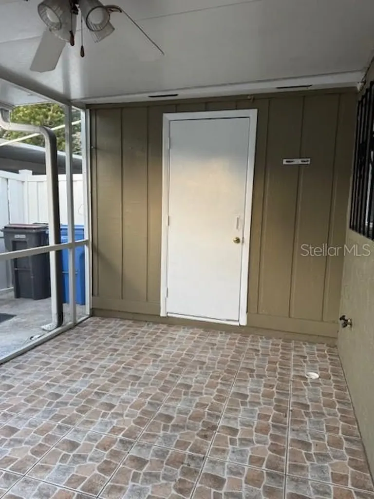 7605 W Deleon Court Tampa FL 33615