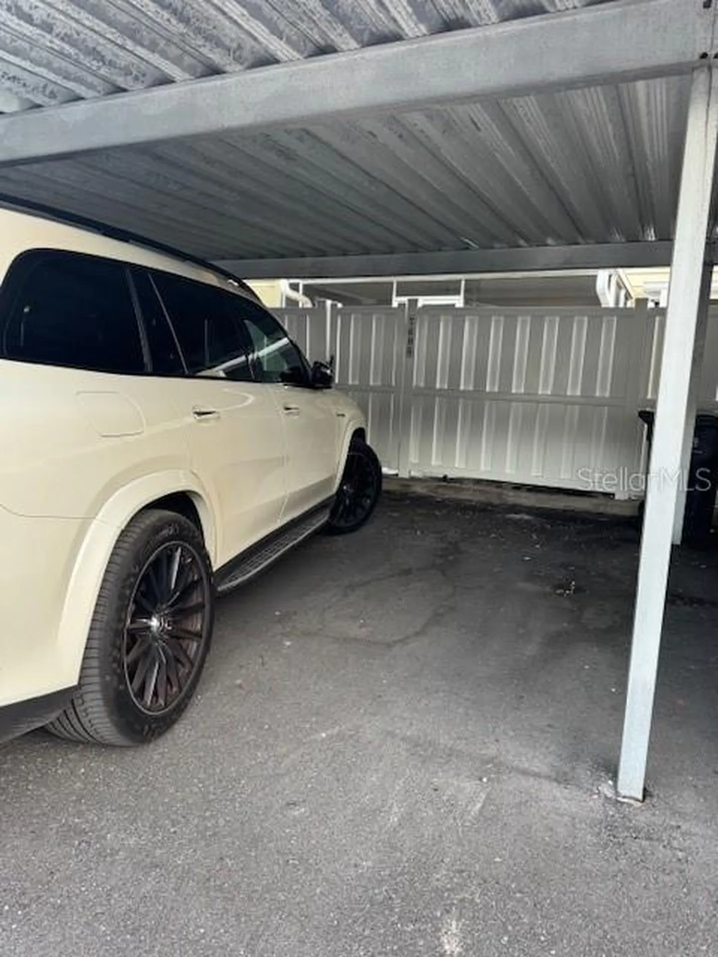 7605 W Deleon Court Tampa FL 33615