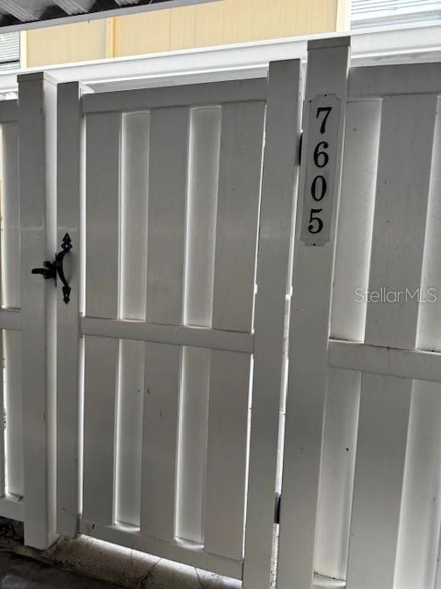 7605 W Deleon Court Tampa FL 33615