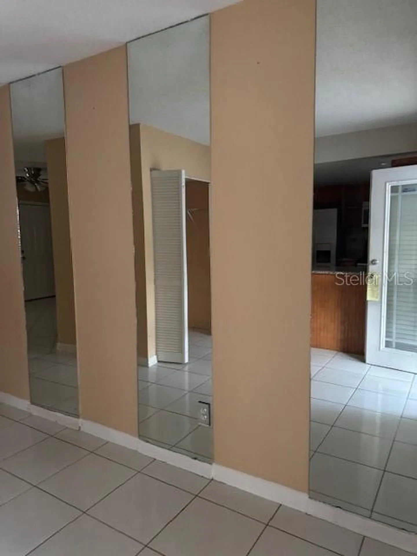 7605 W Deleon Court Tampa FL 33615
