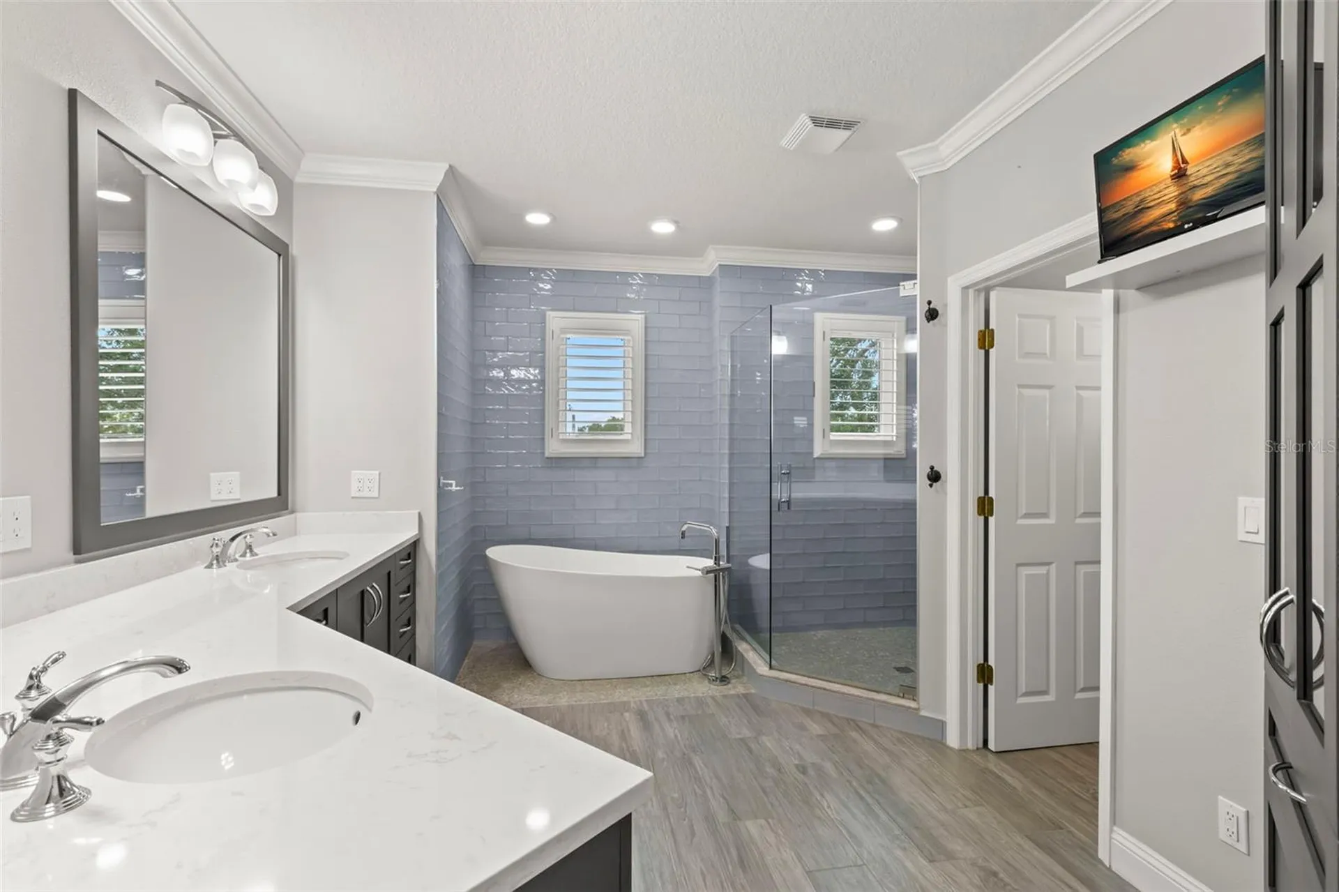 1171 Red Maple Circle NE St Petersburg FL 33703