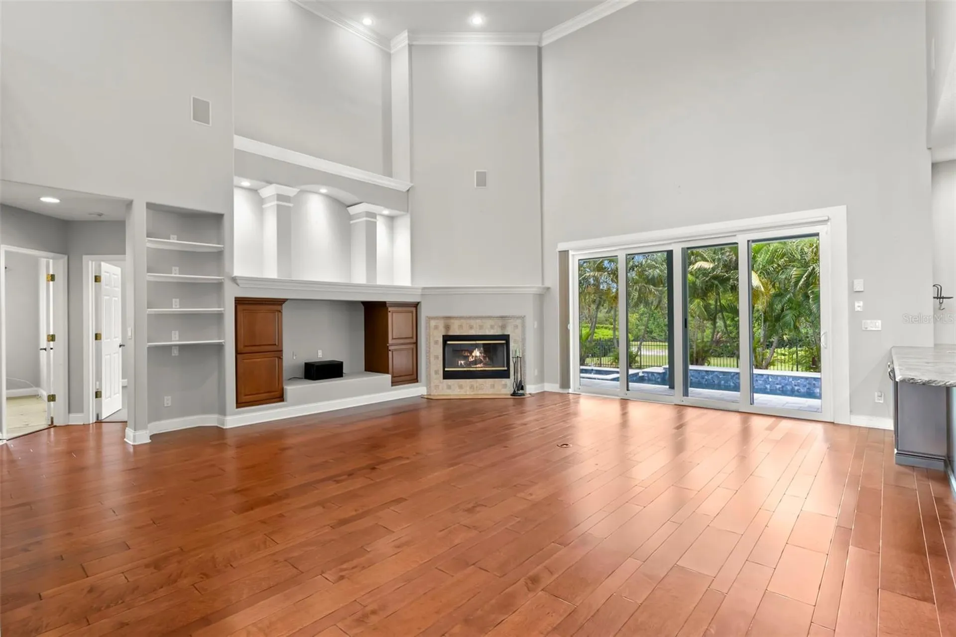 1171 Red Maple Circle NE St Petersburg FL 33703