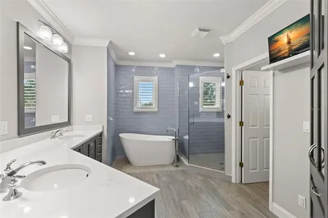 1171 Red Maple Circle NE St Petersburg FL 33703