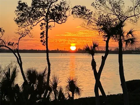 76 Tidy Island Boulevard Bradenton FL 34210