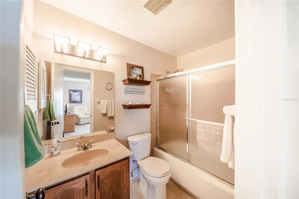 410 Mission Trail E Venice FL 34285