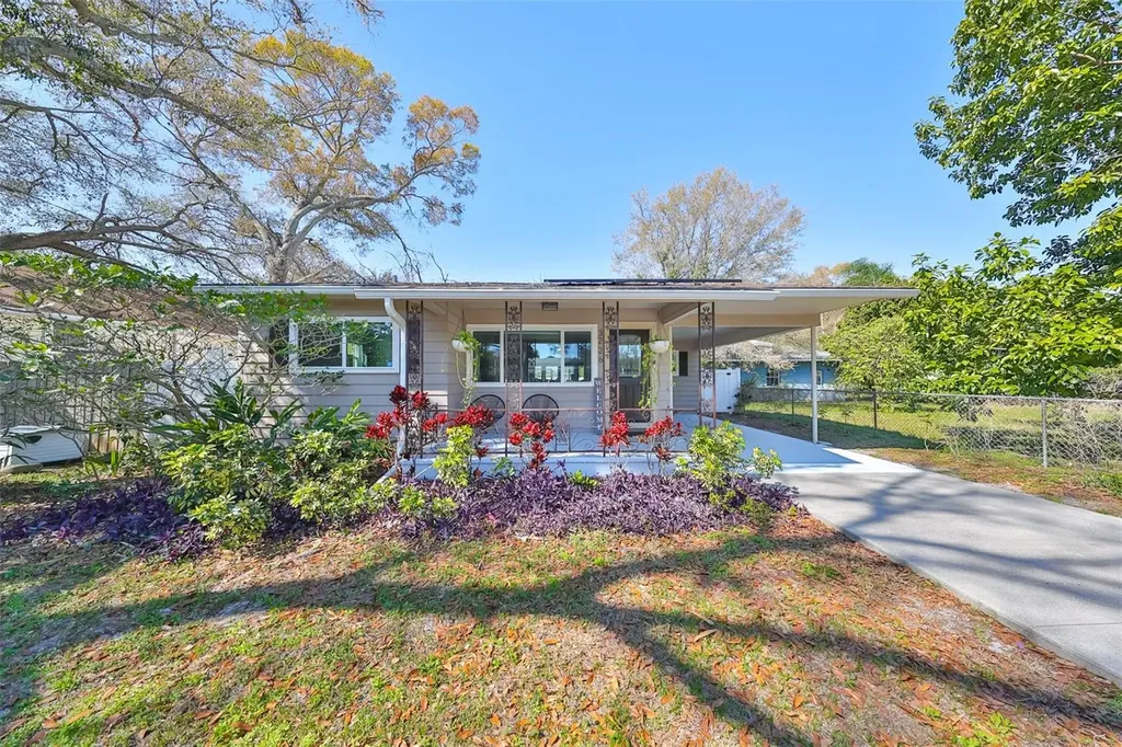 3226 20th Street N St Petersburg FL 33713