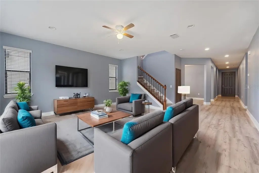 11006 Tahiti Isle Lane Tampa FL 33647