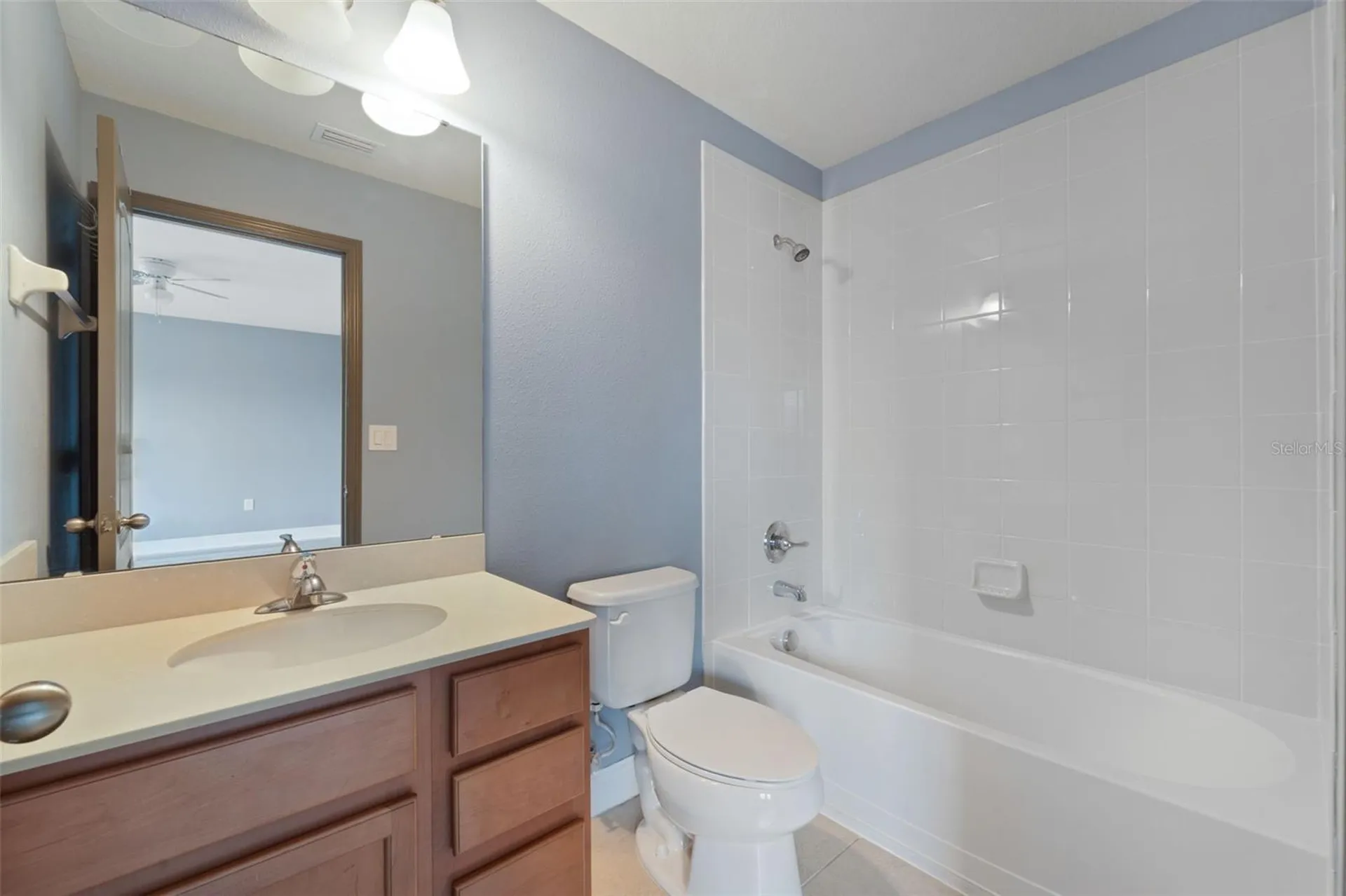 11006 Tahiti Isle Lane Tampa FL 33647