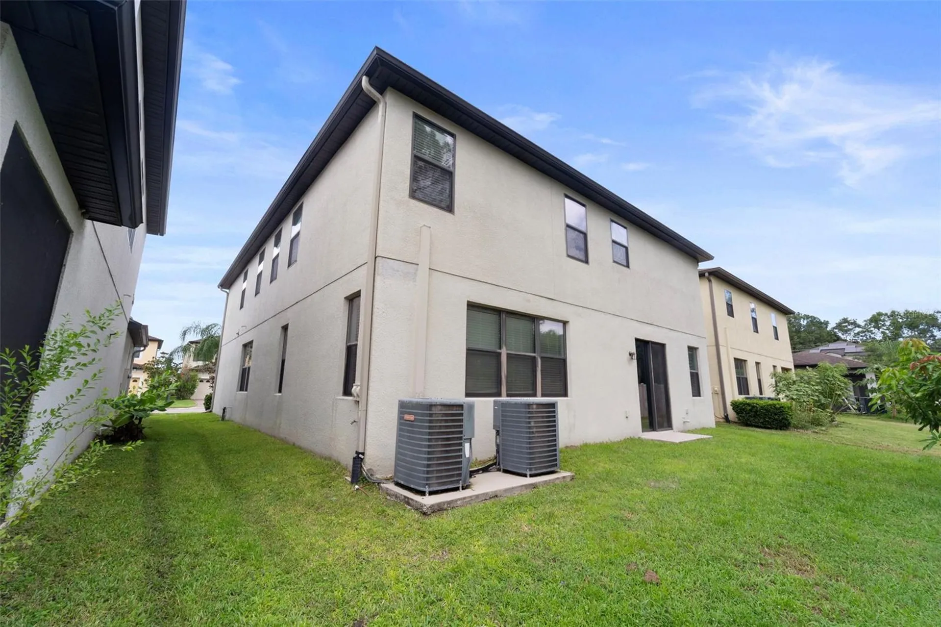 11006 Tahiti Isle Lane Tampa FL 33647