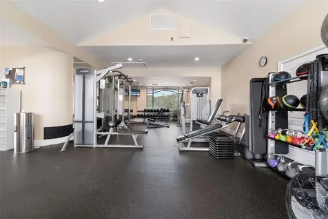 11006 Tahiti Isle Lane Tampa FL 33647