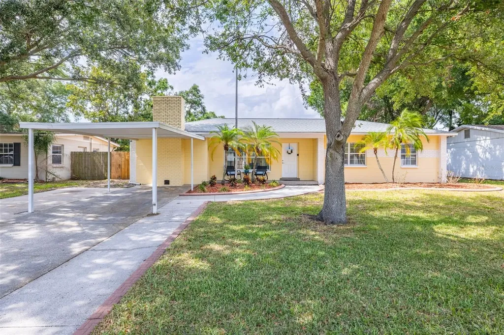 1713 W Louisiana Avenue Tampa FL 33603