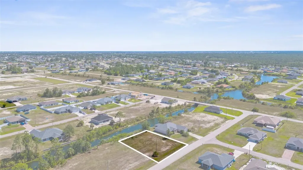 1016 NE 44th Lane Cape Coral FL 33909