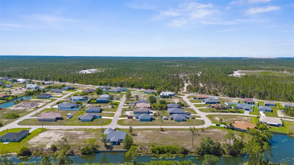1016 NE 44th Lane Cape Coral FL 33909