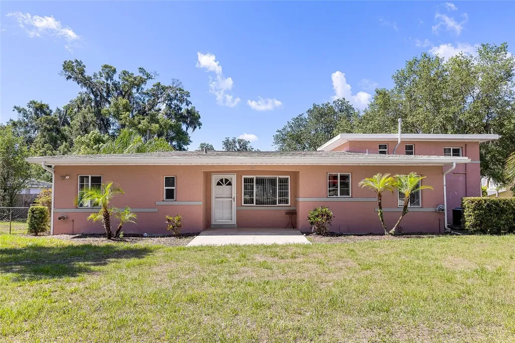 360 W University Avenue Orange City FL 32763