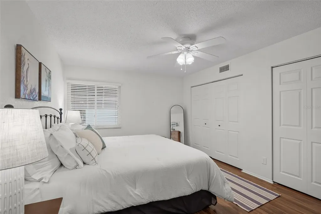 5681 Midnight Pass Road Sarasota FL 34242