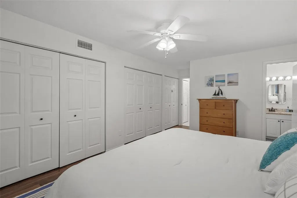 5681 Midnight Pass Road Sarasota FL 34242