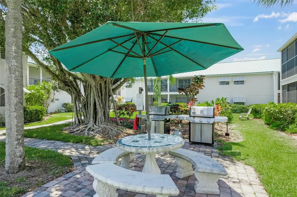 5681 Midnight Pass Road Sarasota FL 34242