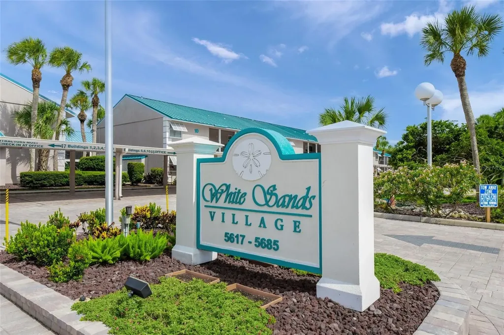 5681 Midnight Pass Road Sarasota FL 34242