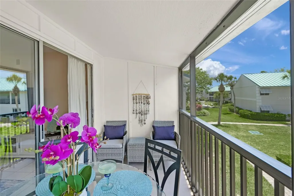 5681 Midnight Pass Road Sarasota FL 34242