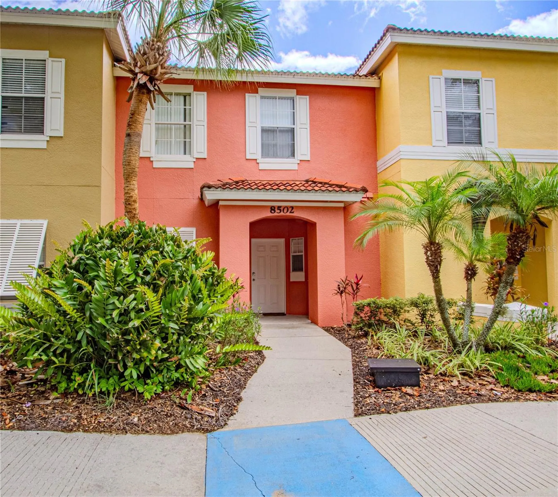 8502 Crystal Cove Loop Kissimmee FL 34747