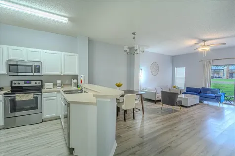 8502 Crystal Cove Loop Kissimmee FL 34747