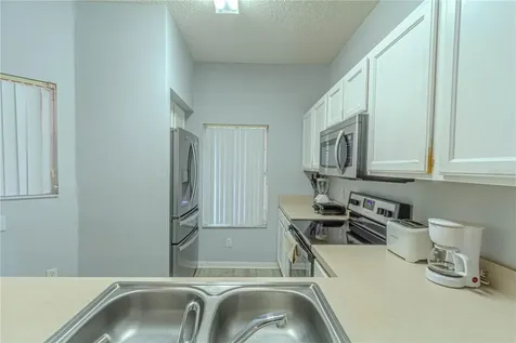 8502 Crystal Cove Loop Kissimmee FL 34747