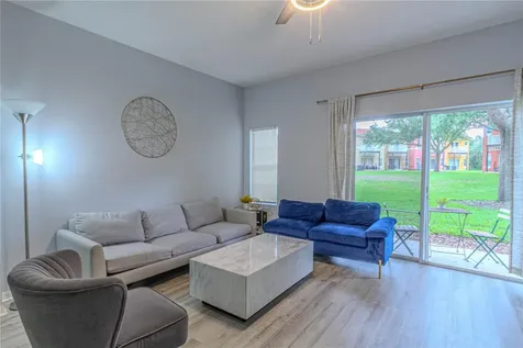 8502 Crystal Cove Loop Kissimmee FL 34747