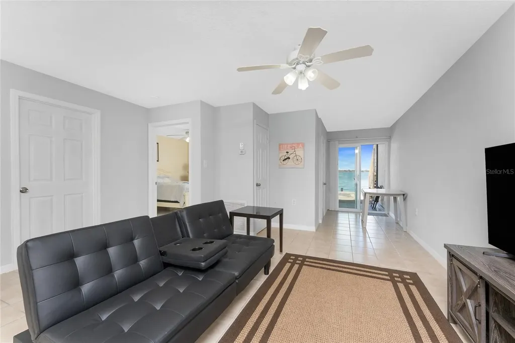 5041 N Beach Road Englewood FL 34223