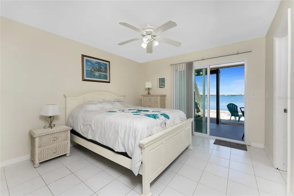 5041 N Beach Road Englewood FL 34223