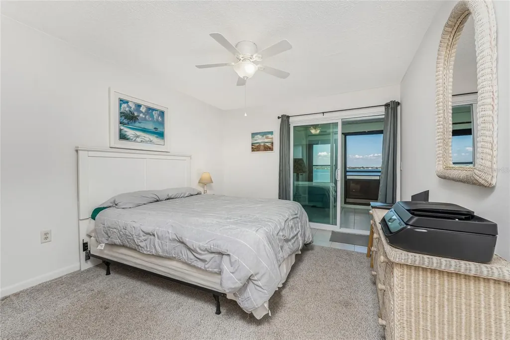 5041 N Beach Road Englewood FL 34223
