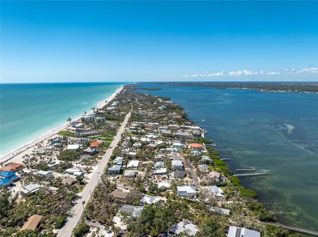 5041 N Beach Road Englewood FL 34223