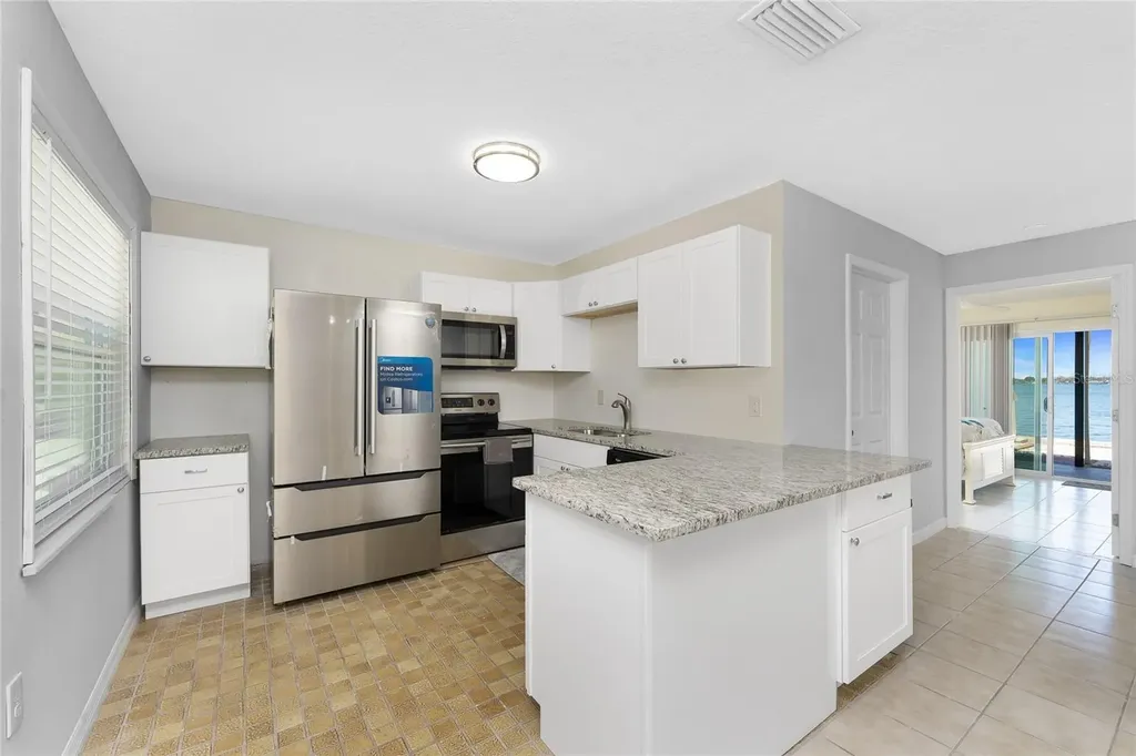 5041 N Beach Road Englewood FL 34223