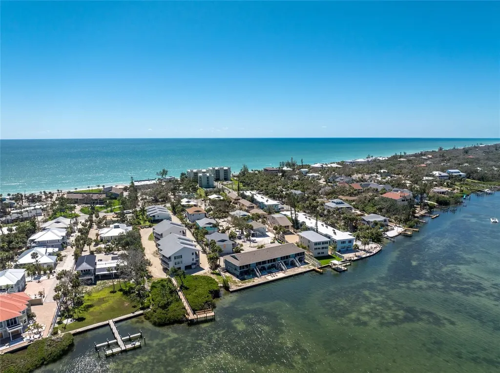 5041 N Beach Road Englewood FL 34223