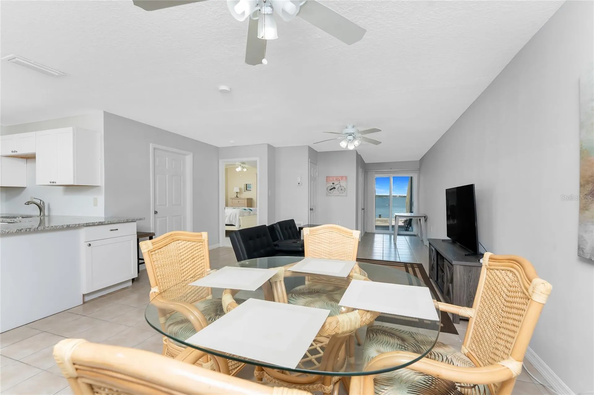 5041 N Beach Road Englewood FL 34223