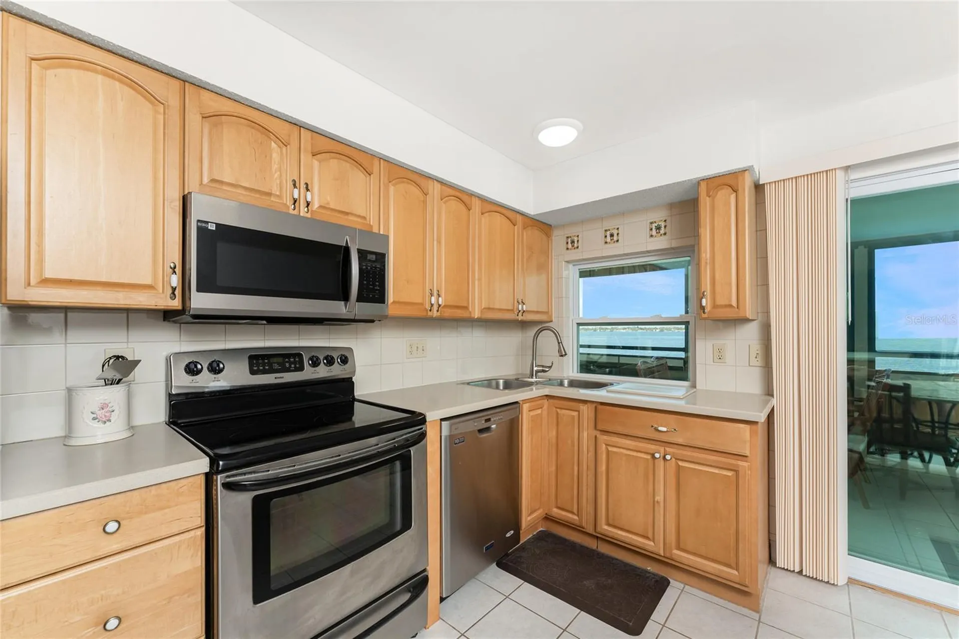 5041 N Beach Road Englewood FL 34223