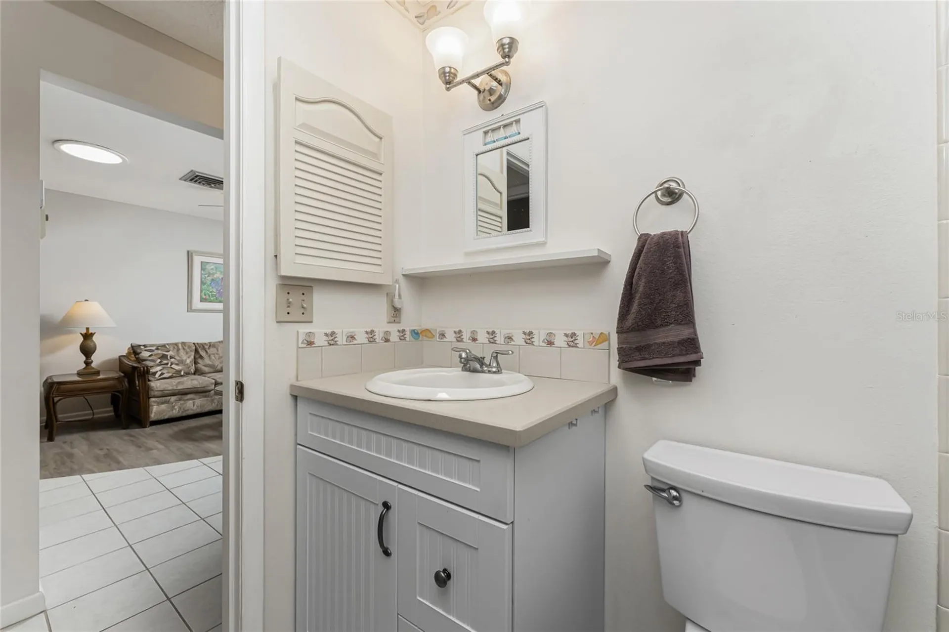 5041 N Beach Road Englewood FL 34223