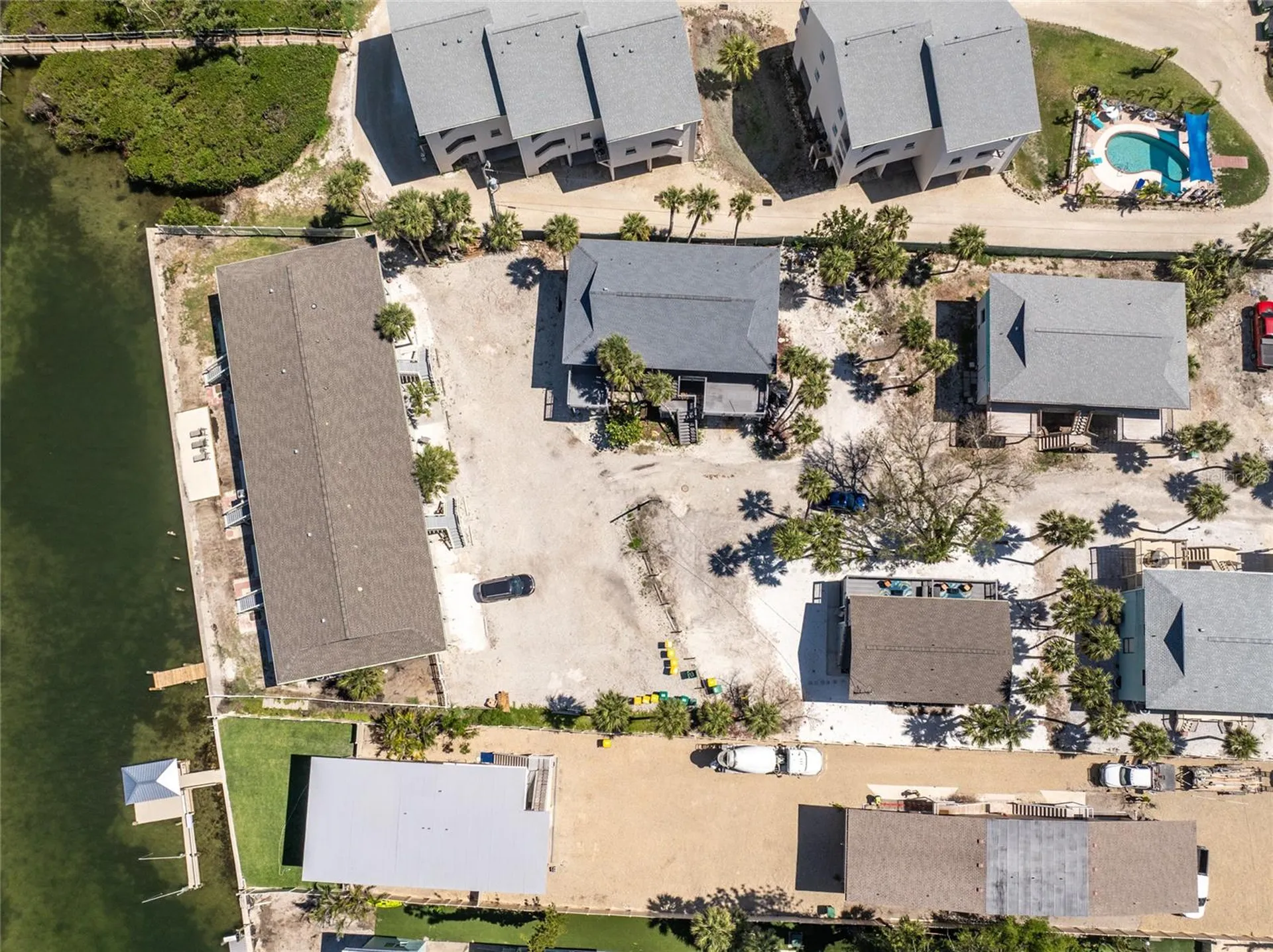 5041 N Beach Road Englewood FL 34223