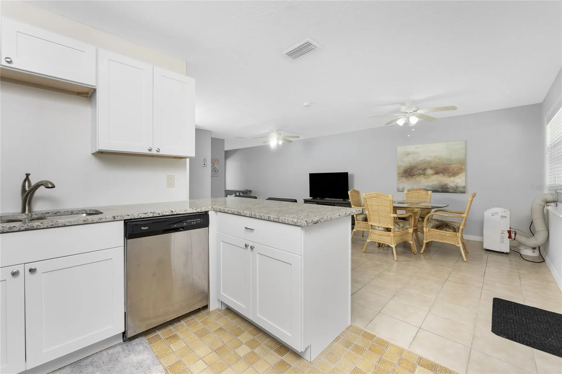 5041 N Beach Road Englewood FL 34223