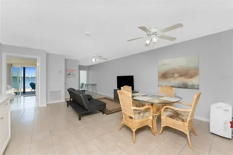 5041 N Beach Road Englewood FL 34223